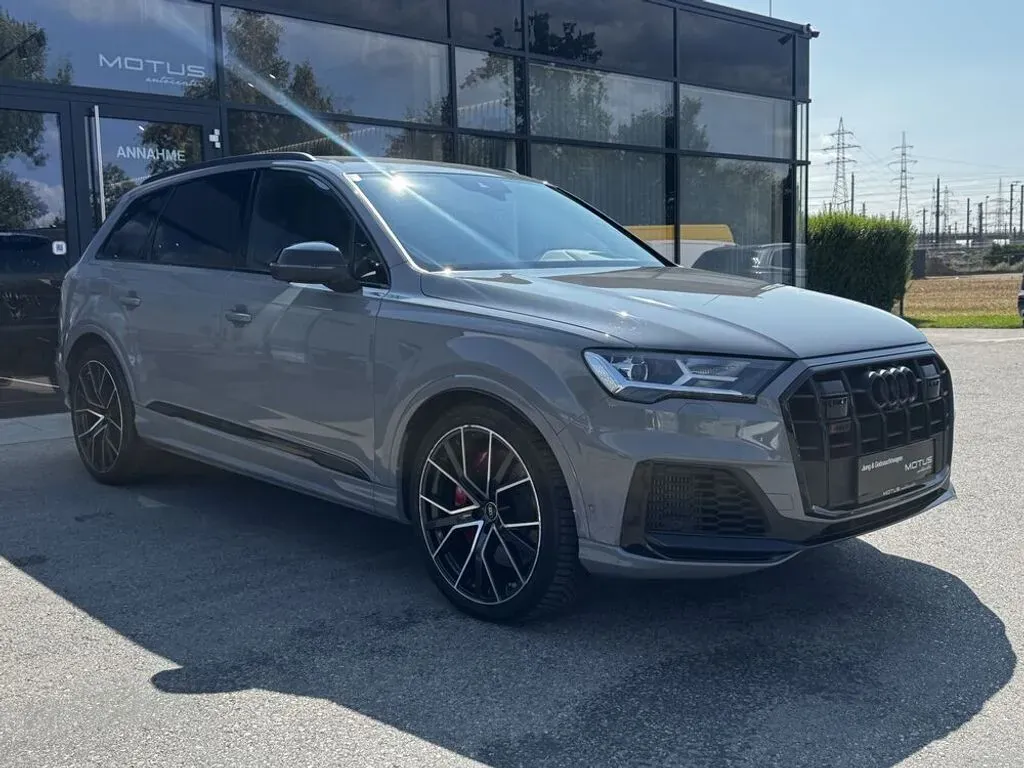 Audi Q7 2022 photo 3