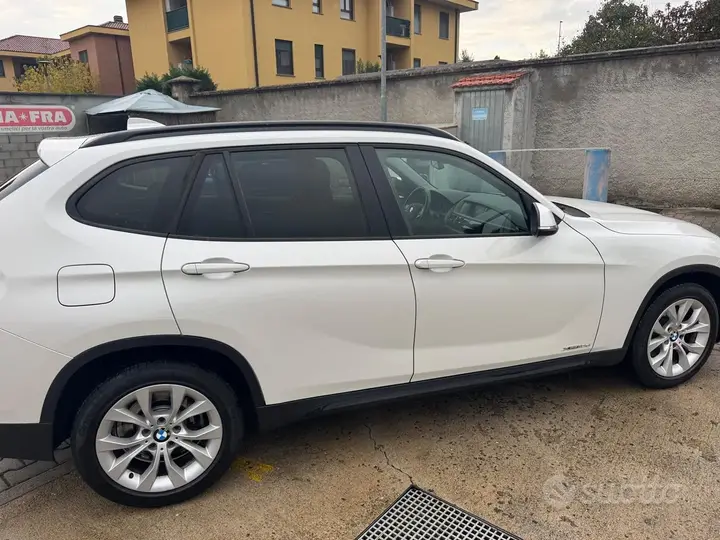 BMW X1 2012 photo 4