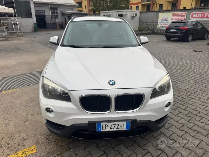 BMW X1 2012 photo 2