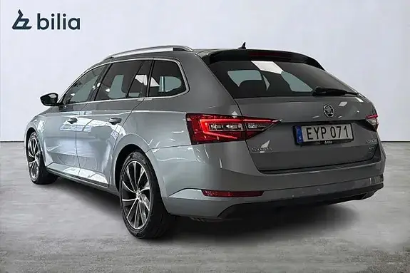 Skoda Superb 2017 photo 2