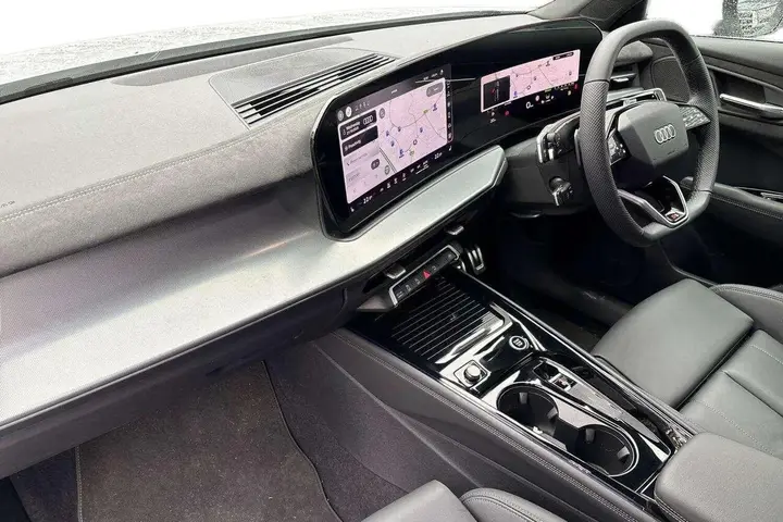 Audi Q3 2026 photo 2