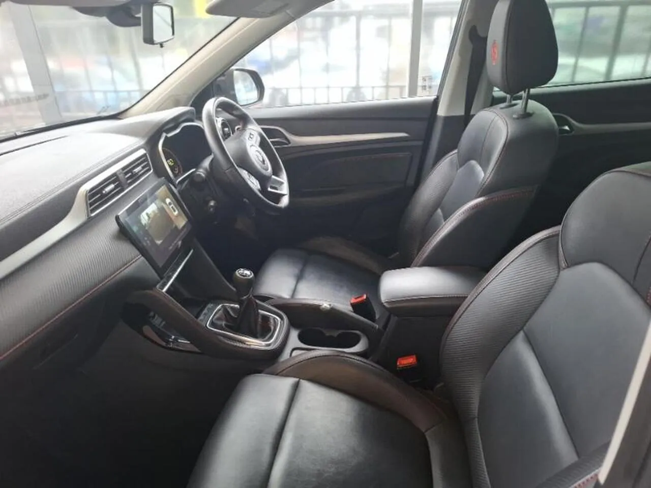 MG Mg Zs 2023 photo 5