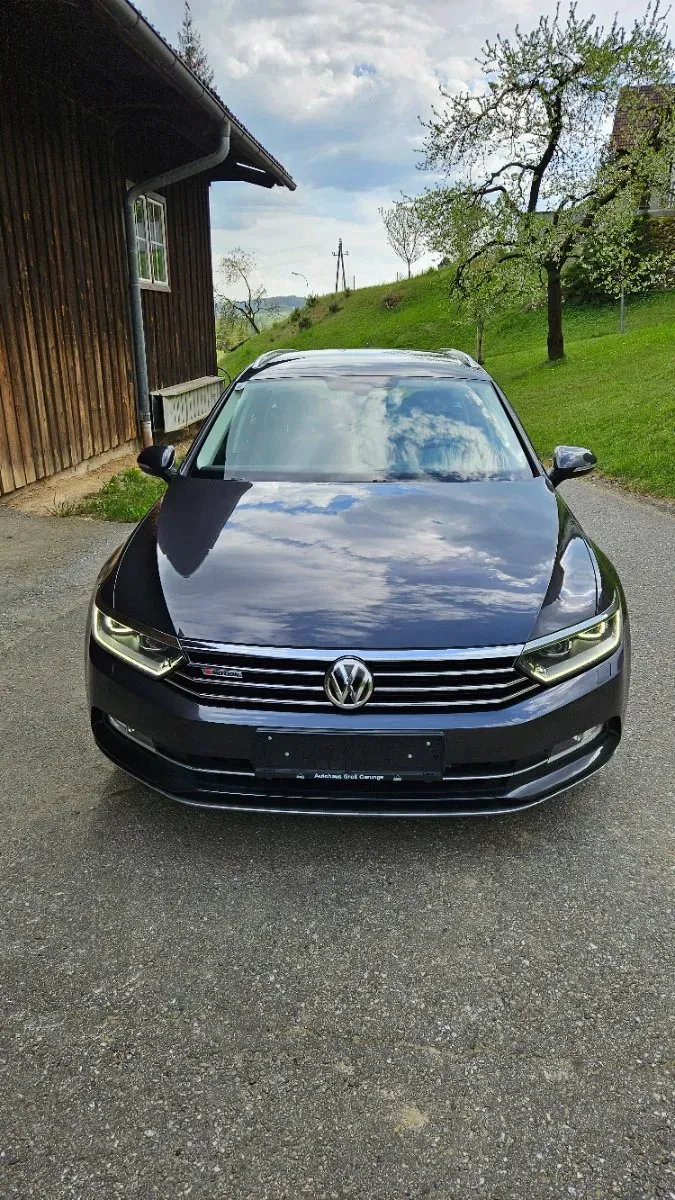 Volkswagen Passat 2018 photo 2