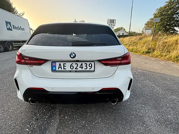 BMW 118D 2021 photo 4