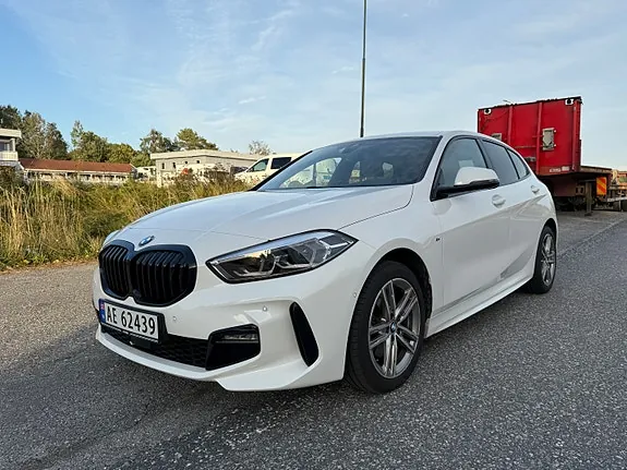 BMW 118D 2021 photo 2