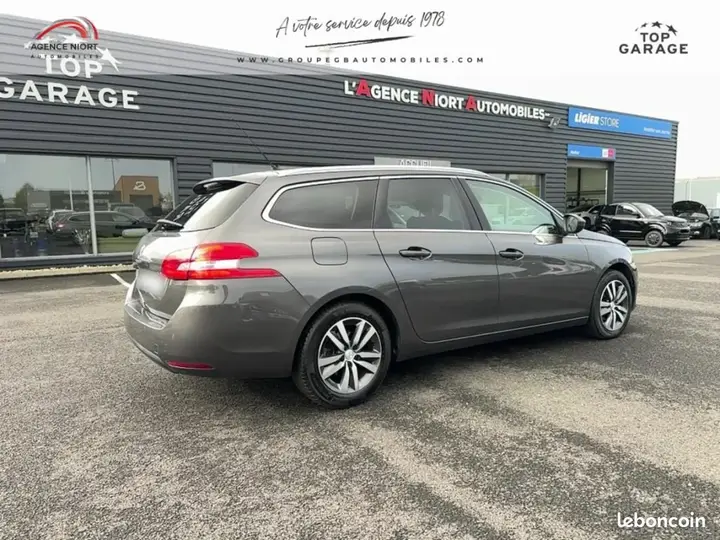 Peugeot 308 2018 photo 5