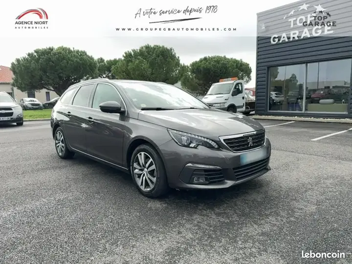 Peugeot 308 2018 photo 3
