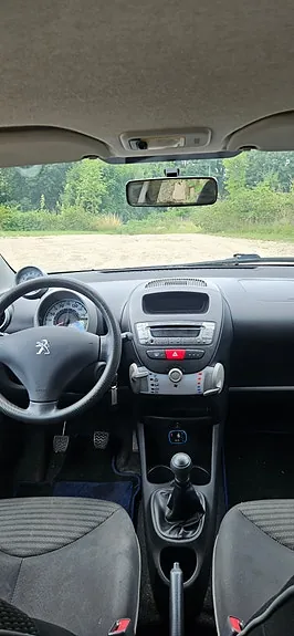 Peugeot 107 2012 photo 5