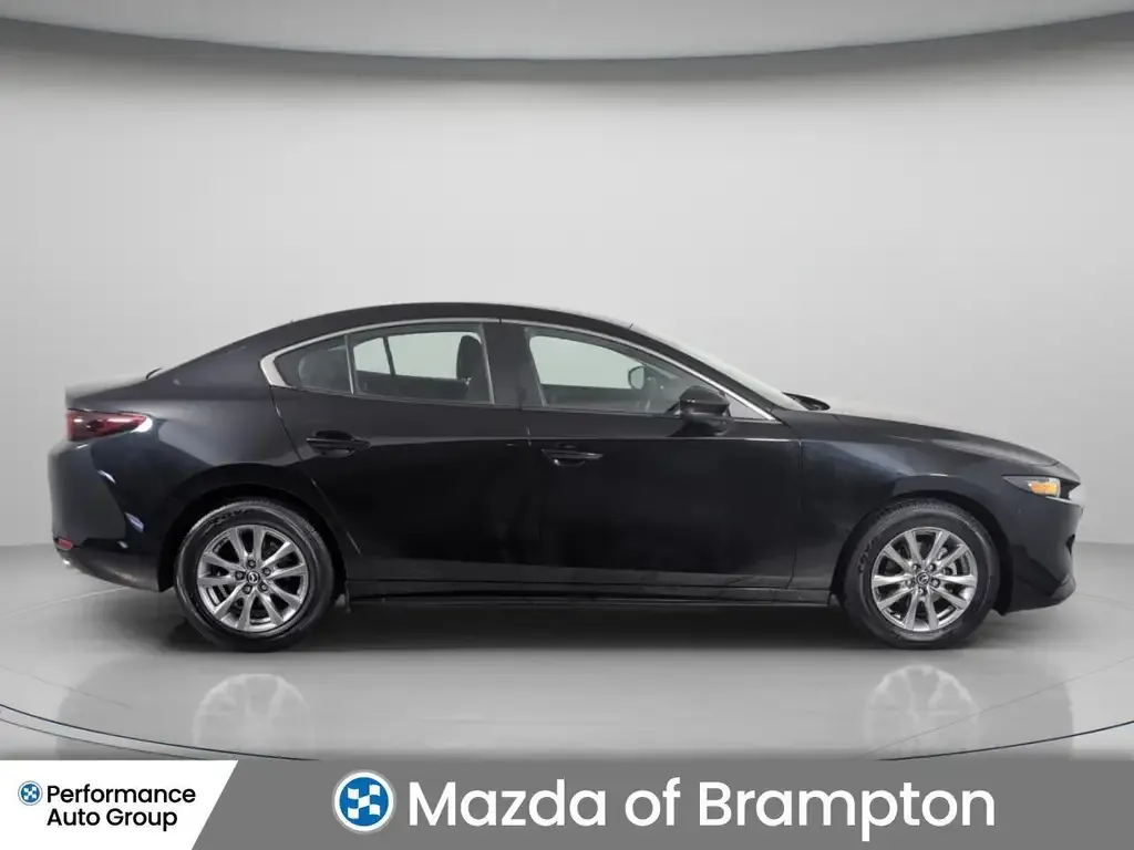 Mazda 3 2024 photo 4