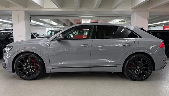 Audi Q8 2023 photo 2