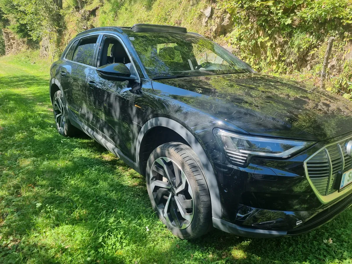 Audi E-Tron 2022 photo 3