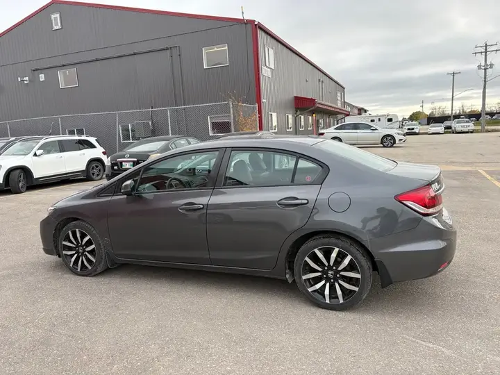 Honda Civic 2013 photo 3