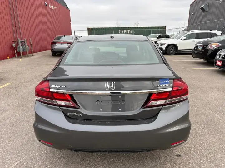 Honda Civic 2013 photo 4