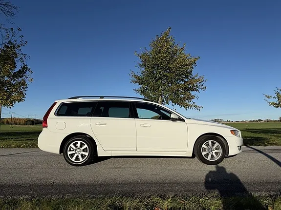 Volvo V70 2014 photo 4