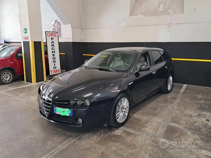 Alfa Romeo 159 2009 photo 4