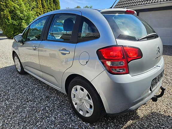 Citroen C3 2010 photo 4