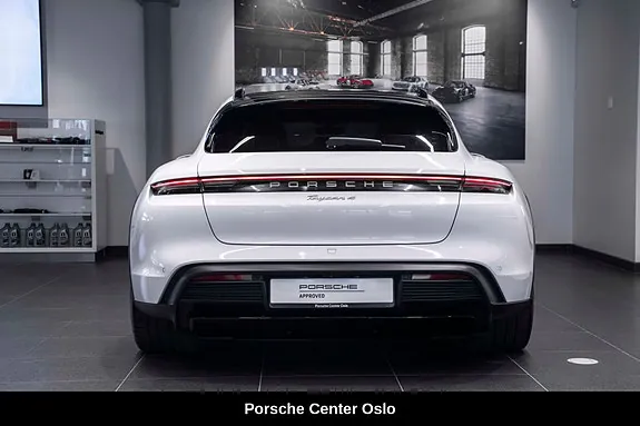 Porsche Taycan 2023 photo 4