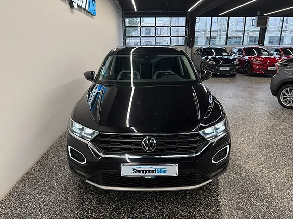 Volkswagen T-Roc 2022 photo 3