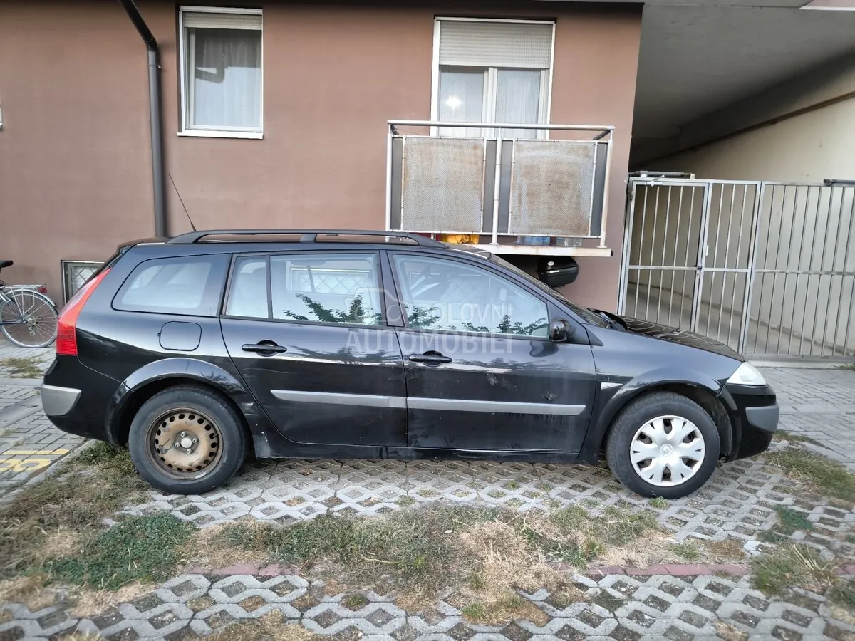 Renault Megane 2008 photo 2