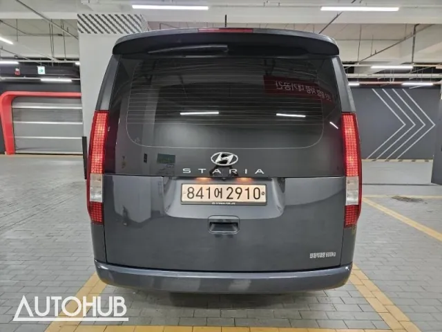 Hyundai Staria 2022 photo 3