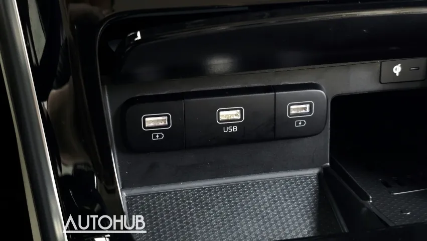 Kia Carnival 2023 photo 2