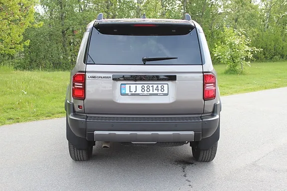 Toyota Land Cruiser 2025 photo 5