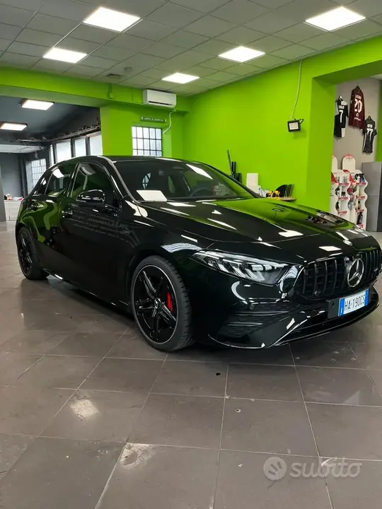Mercedes-Benz A 35 Amg