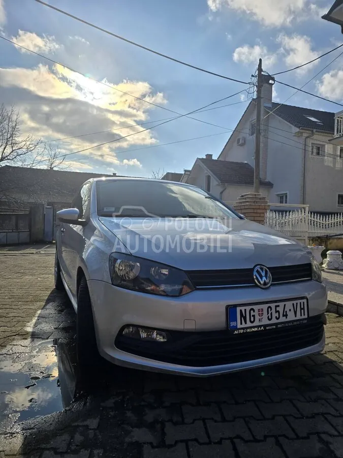 Volkswagen Polo 2014 photo 2