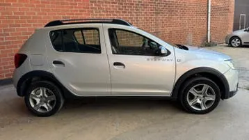 Dacia Sandero Stepway 2017 photo 2