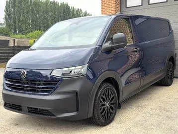 Volkswagen Transporter 2025 photo 2