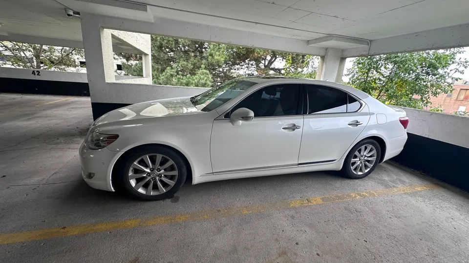 Lexus Ls 460 2011 photo 3