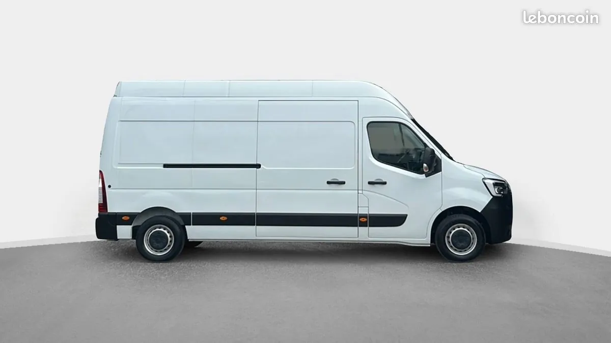 Renault Master 2024 photo 3