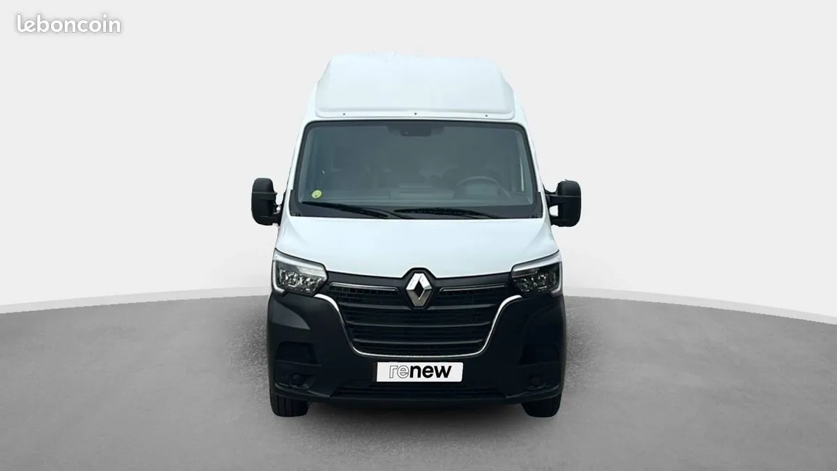 Renault Master 2024 photo 2