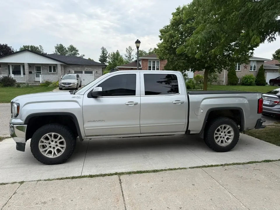 GMC Sierra 1500 2018 photo 2
