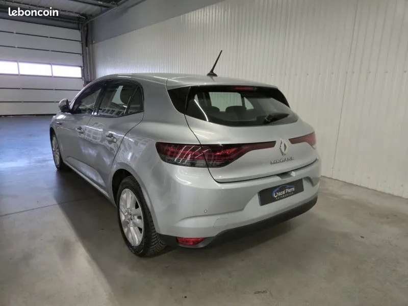 Renault Megane 2022 photo 4