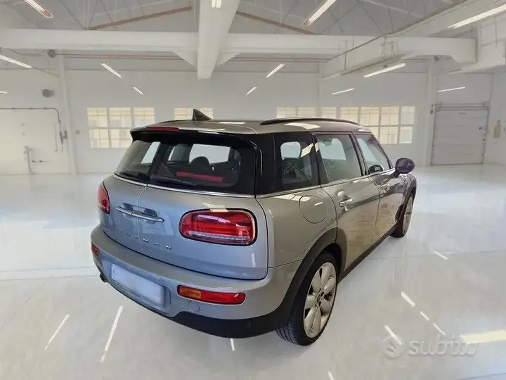Mini Cooper Clubman 2023 photo 4