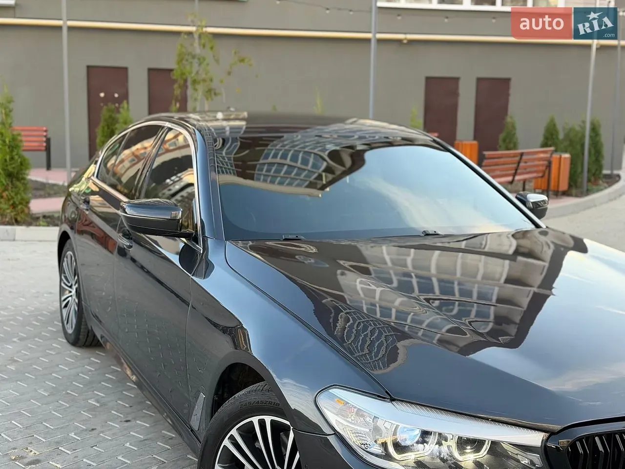 BMW 5 Series 2017 photo 5