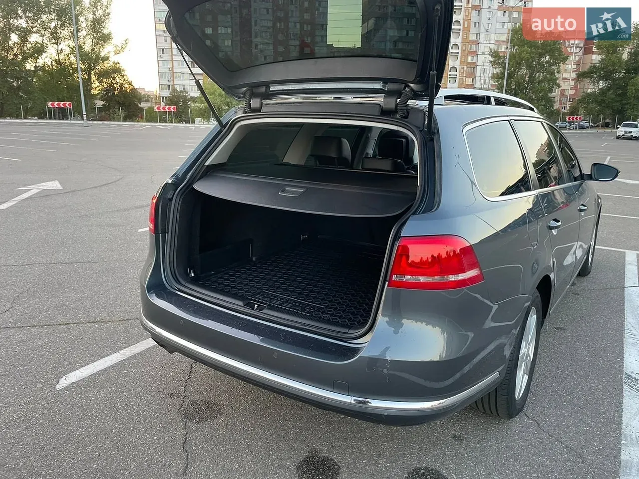 Volkswagen Passat 2012 photo 4