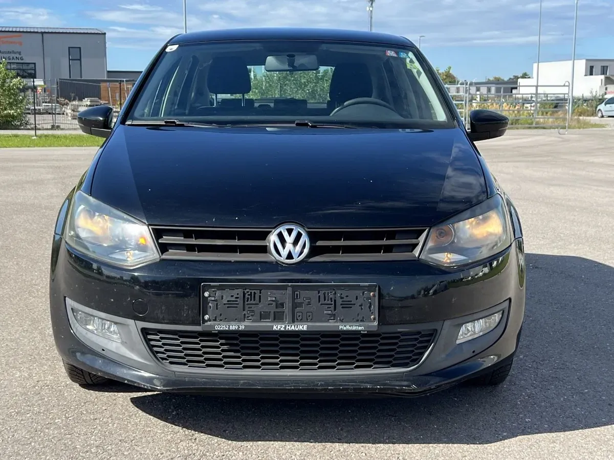 Volkswagen Polo 2012 photo 2