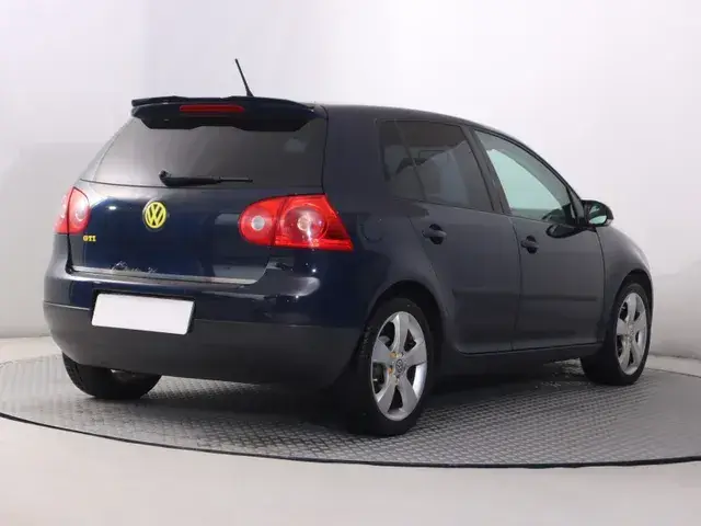 Volkswagen Golf 2008 photo 4