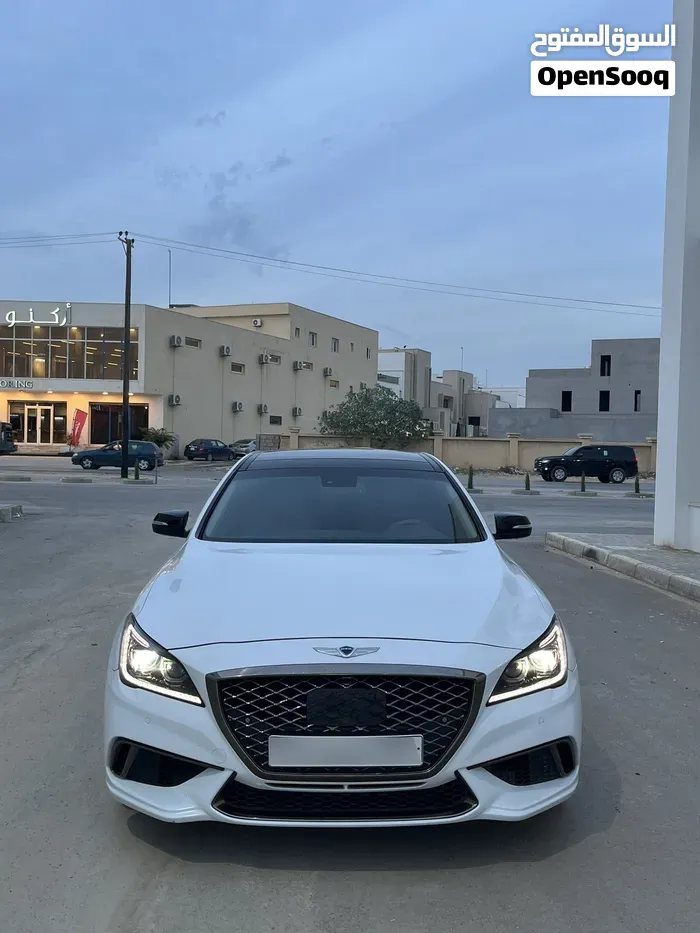 Hyundai Genesis 2017 photo 2