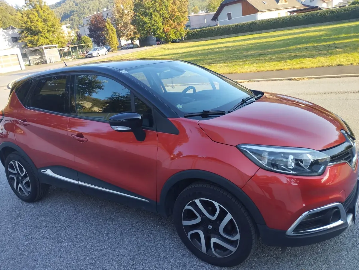 Renault Captur 2016 photo 2