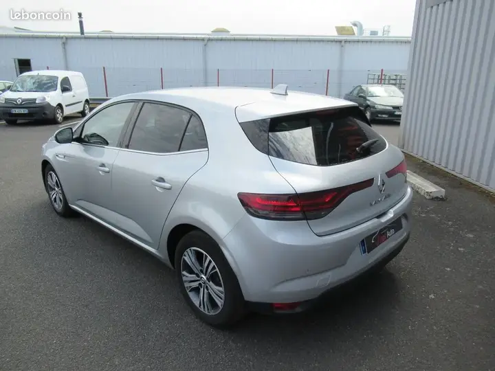 Renault Megane 2022 photo 3