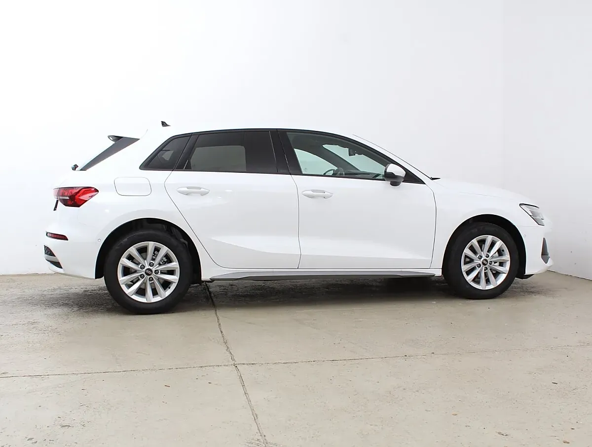Audi A3 Sportback 2026 photo 3