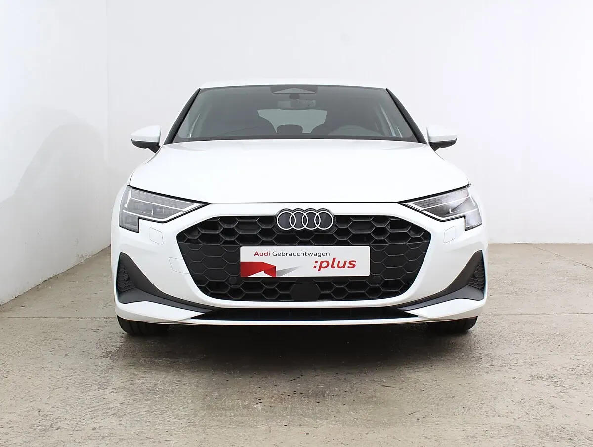 Audi A3 Sportback 2026 photo 2