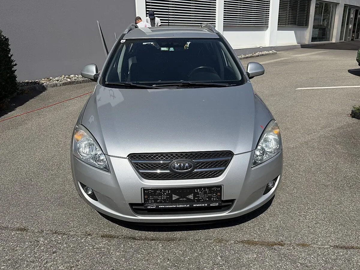 Kia Ceed 2008 photo 2