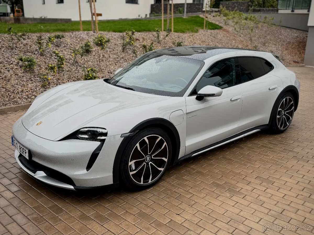 Porsche Taycan Turbo 2021 photo 3