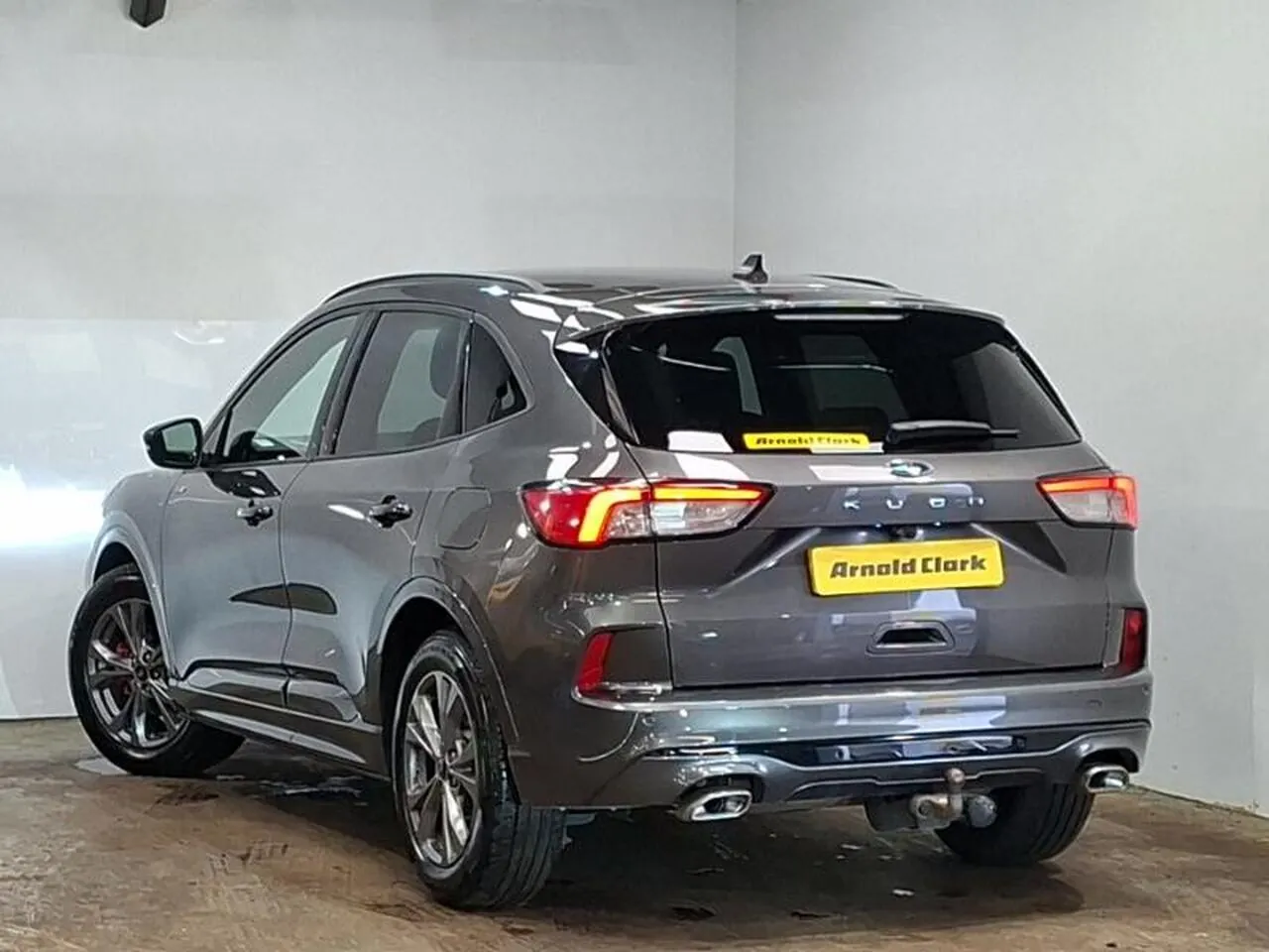 Ford Kuga 2023 photo 2