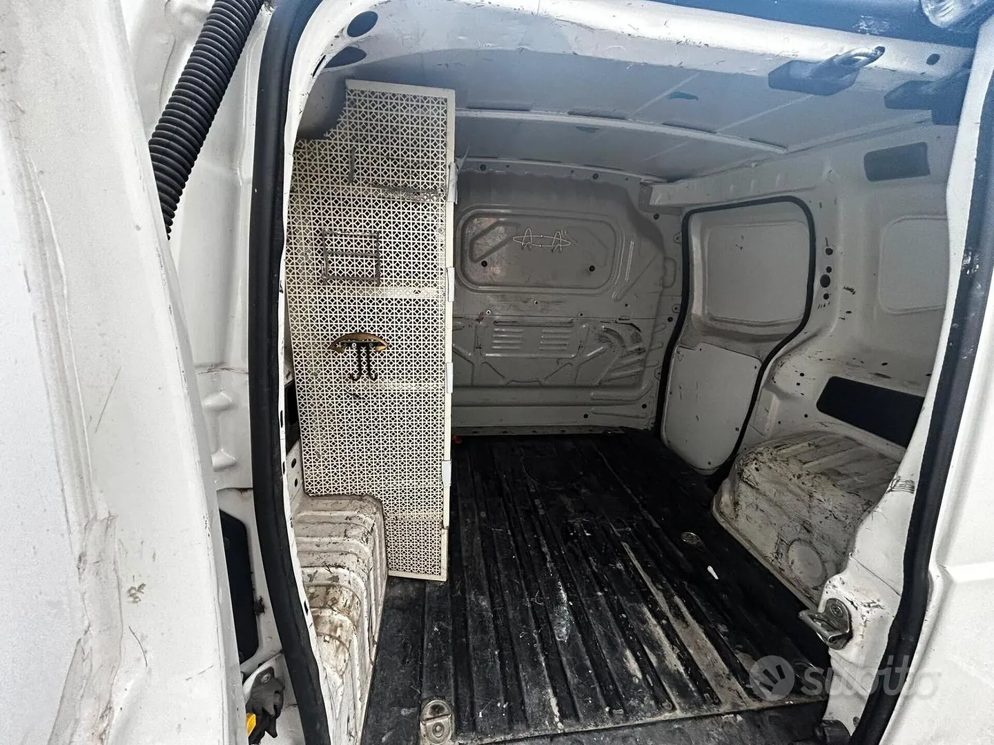 Fiat Fiorino 2011 photo 4