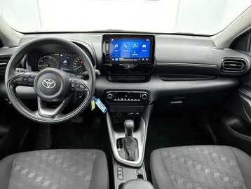 Toyota Yaris 2024 photo 3